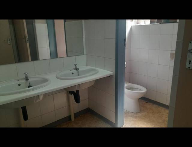 BUSINESS PROPERTY TO RENT IN CAPRICORN